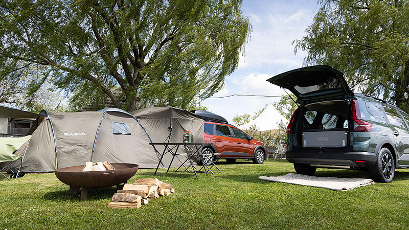 Starker Trend hin zum Camping: Dacia schlägt leistbare Zelte auf