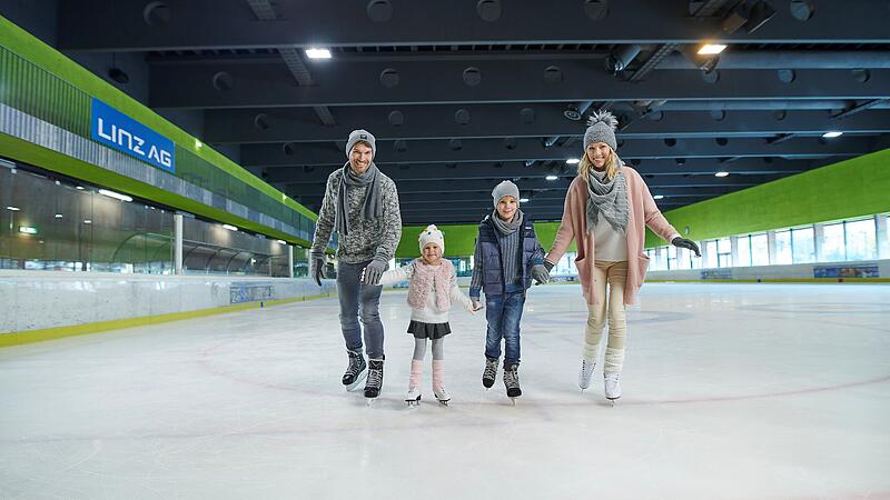 Eisläufer Eislaufen Eishalle Linz