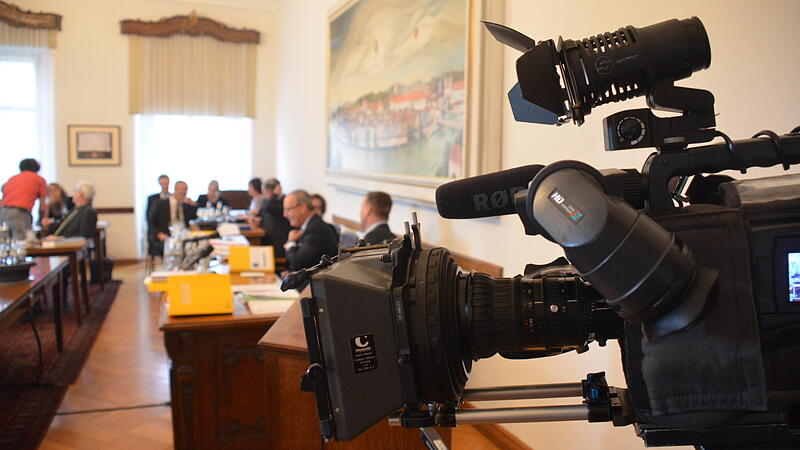 Laufende Kameras verlängerten die Rednerliste bei der Budgetdebatte
