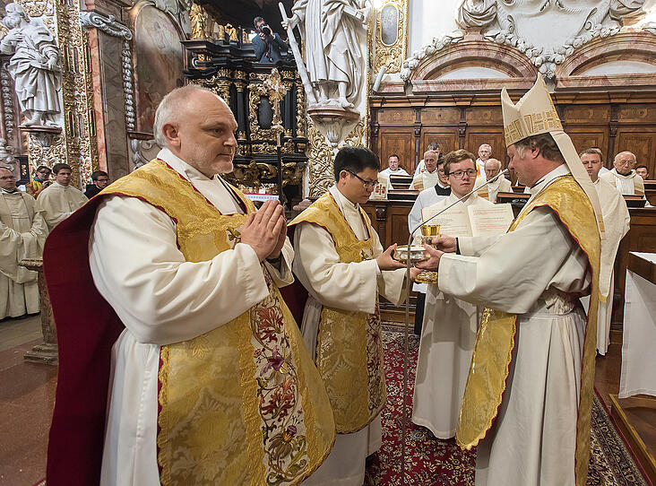 Zwei Schlierbacher Mönche  zu Priestern geweiht