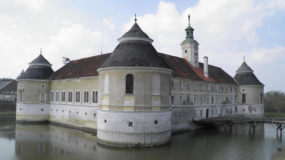 Rechtsaußen-Kongress findet heuer im Schloss Aistersheim statt