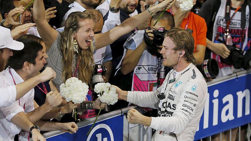 Mercedes beendet historische Saison mit Doppelsieg