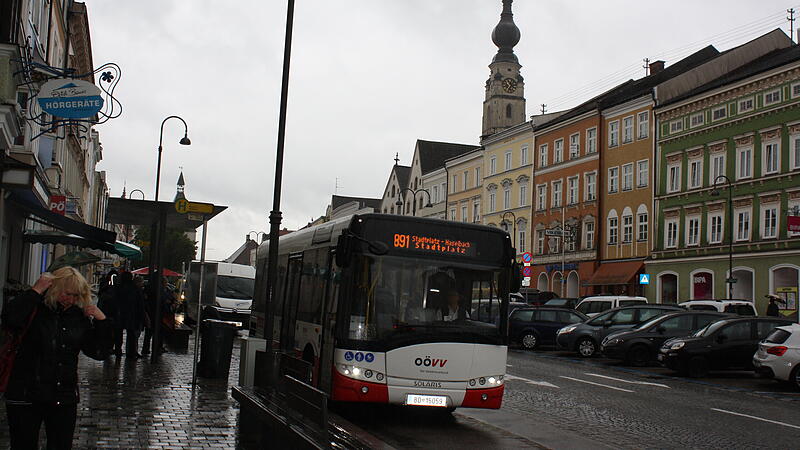 Gratis-Citybus, Schilderwald und "Ge(h)spräch"
