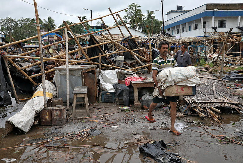 Zyklon traf mit 185 km/h auf Land: 80 Tote, Trümmer, Überflutungen