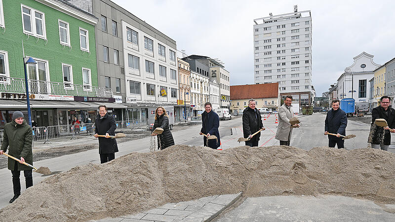 Kaiser-Josef-Platz: Private ziehen mit Bauprojekten nach