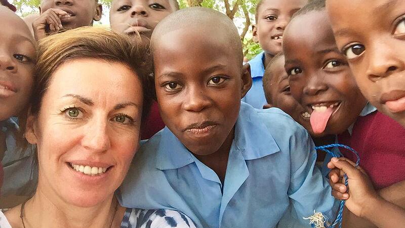 Schwanenstädterin sammelt wieder Spenden für Schulkinder in Kenia