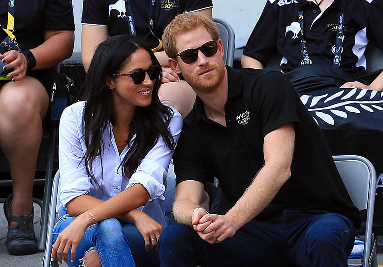 Prinz Harry zeigt sich mit seiner Freundin