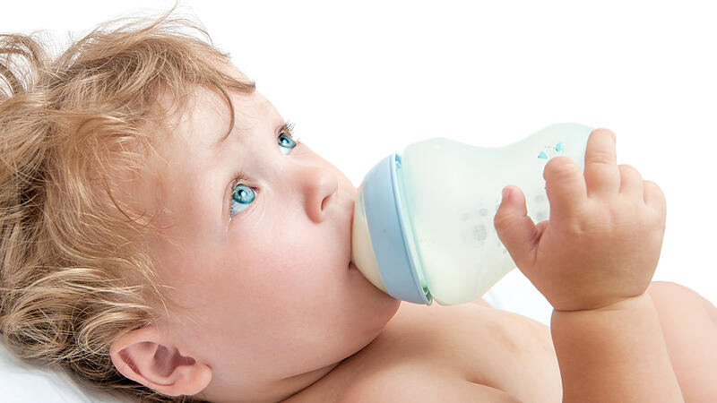 Kleinkind Baby Flasche Milch