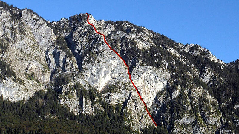 Blitz schlug in Klettersteig ein: Zwei Bergsteiger verletzt