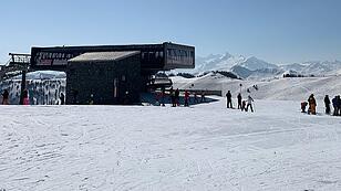Noch einmal Skifahren im Skicircus