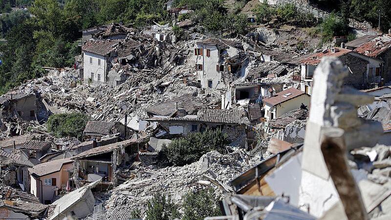 Heftige Nachbeben:Katastrophengebiet in Mittelitalien kommt nicht zur Ruhe