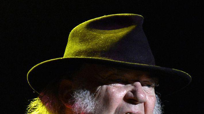 Neil Young in Wien oder: Wenn alte Männer genialen Krach machen