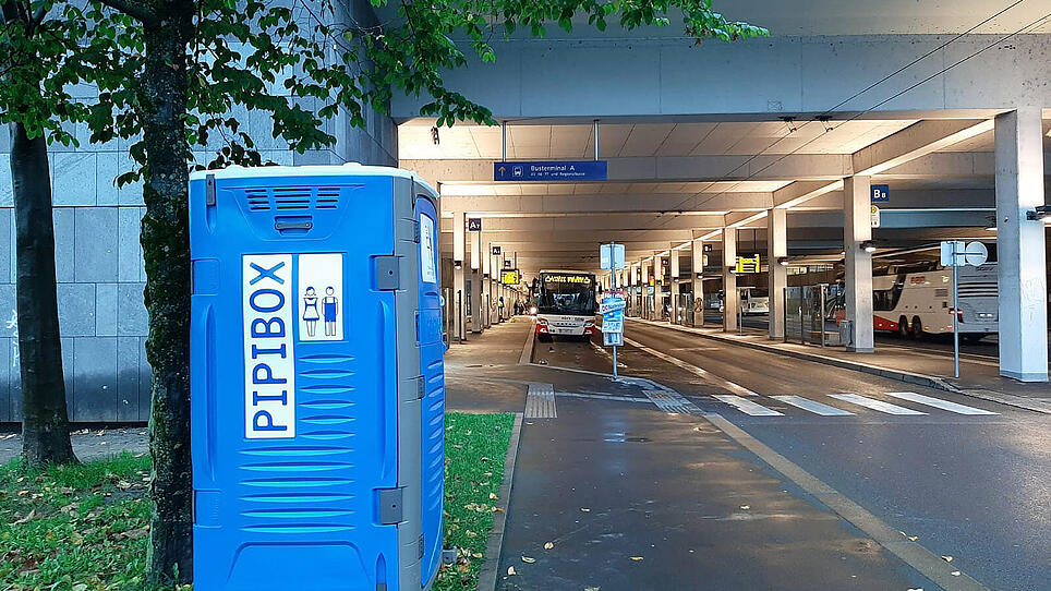 Pipibox am Busbahnhof