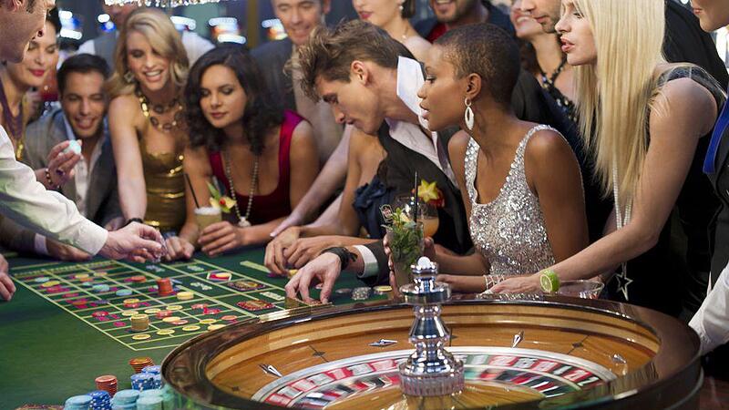 Glücksspiel und Knochenarbeit: Casinos schaffen Rekord-Ergebnis