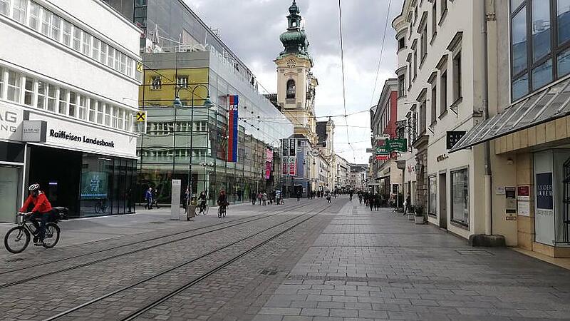Leere Straßen, geschlossene Geschäfte: Linzer meiden das öffentliche Leben