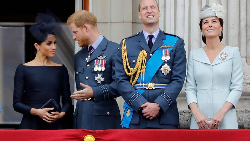Prinz Andrew stößt das Königshaus in die Krise