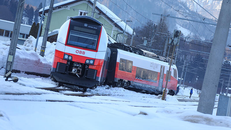 Zug in Bad Goisern entgleist