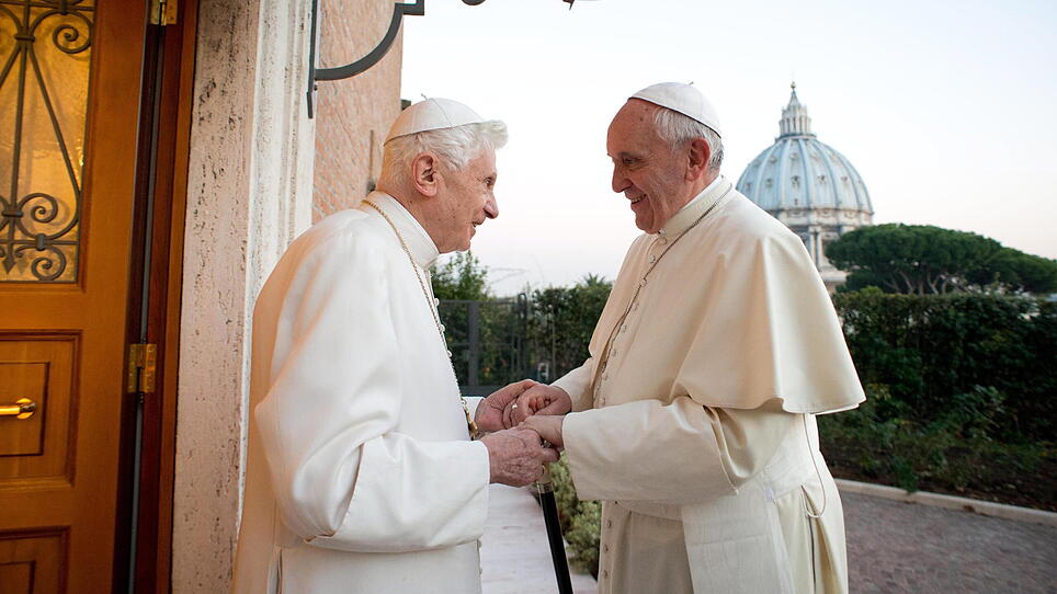 Bringt Papst-Schreiben heute Ausnahmen vom Zölibat und die Weihe von Frauen?