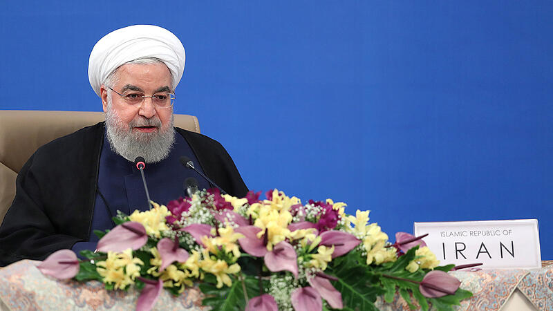 Irans Hardliner werfen Rohani "Volksverrat" vor