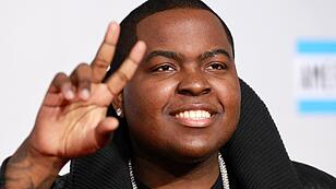 Singer Sean Kingston arrives at the 2011 American Music Awards in Los Angeles
