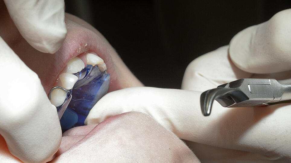 30 Gramm Ecstasy für Reparatur der Zähne