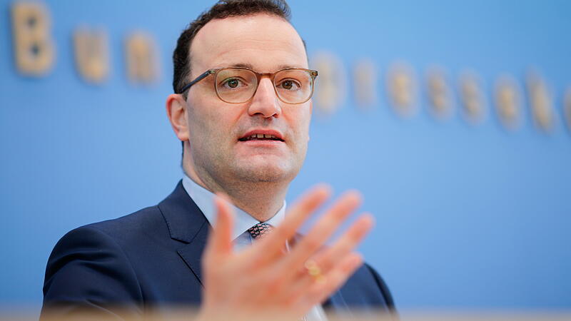 German Health Minister Spahn and the head of RKI Wieler hold a news conference in Berlin