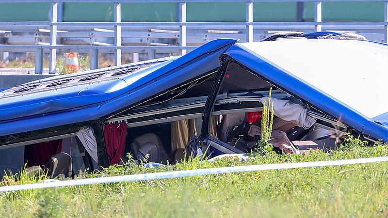 Bus with pilgrims crashed in Croatia – Twelve dead