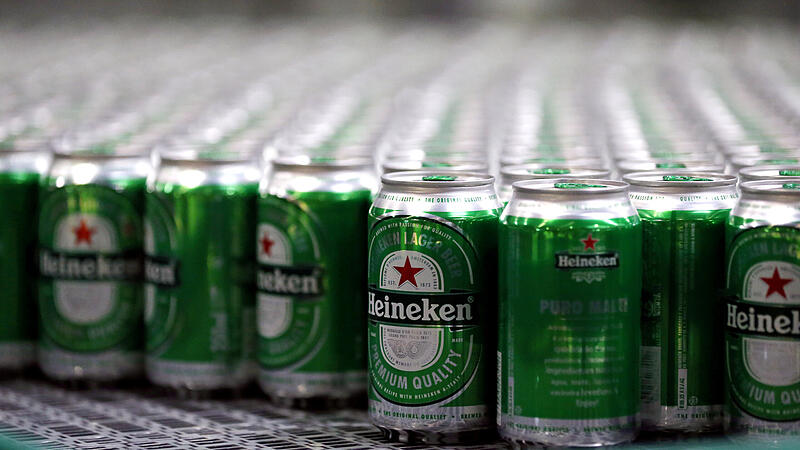 FILE PHOTO: Heineken beers are seen on a production line at the Heineken brewery in Jacarei, Brazil