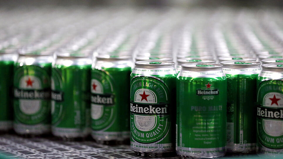 FILE PHOTO: Heineken beers are seen on a production line at the Heineken brewery in Jacarei, Brazil