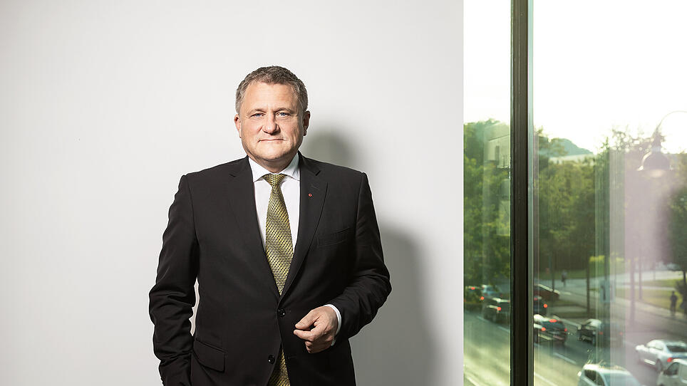 Florian Hagenauer: Vorstandsdirektor Oberbank AG