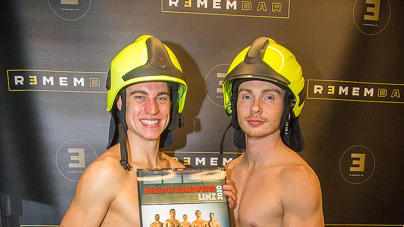 Kalender mit den feschen Männern der Feuerwehr