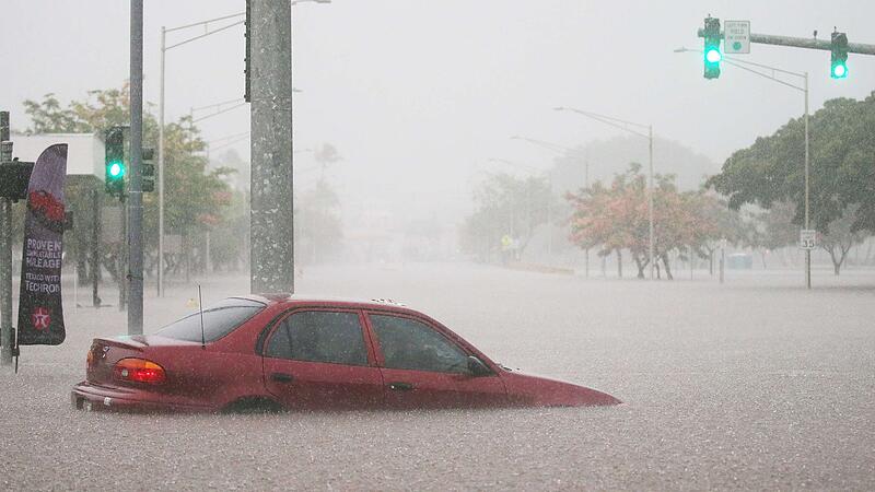 Hurrikan: Starker Regen und Überschwemmungen in Hawaii