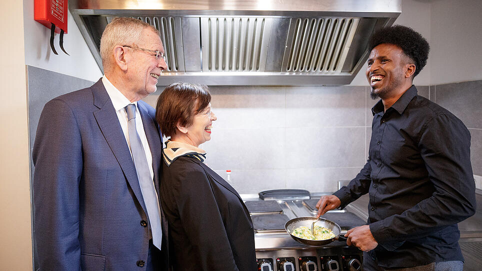Wenn der Präsident ein Flüchtlingsheim in Linz besucht