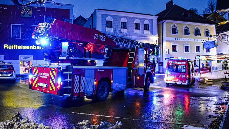 Man extinguished room fire with snow – four injured