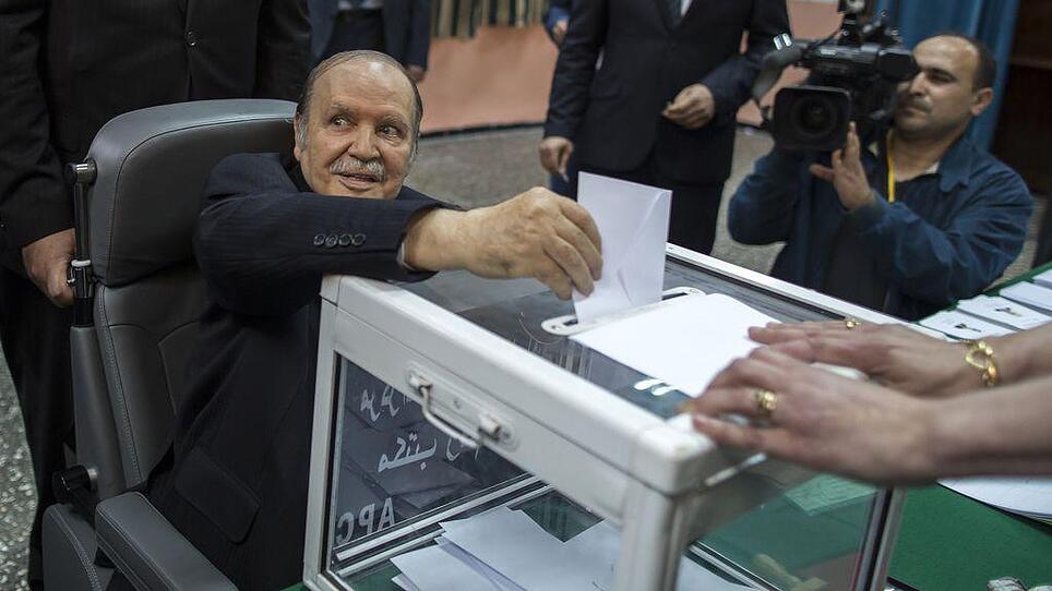 Algeriens Präsident: Im Rollstuhl zur Wiederwahl