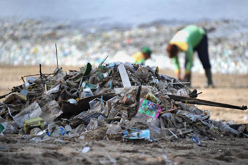 Balis Strände versinken im Abfall