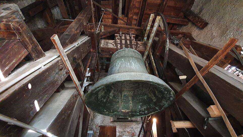 332 Jahre alte Glocken erhalten Klang zurück