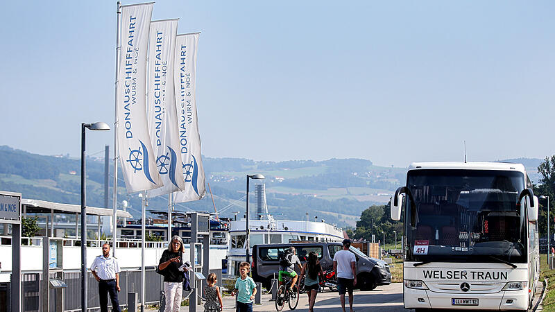 Neue Fahrbahn-Poller sollen Busse im Linzer Donaupark "ausbremsen"