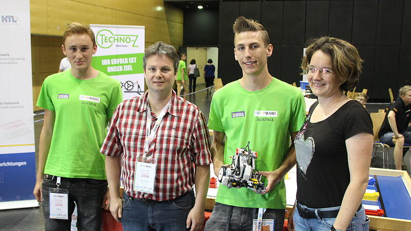 Innviertler Schüler lösen Ticket zu Robotic-Olympiade in Thailand