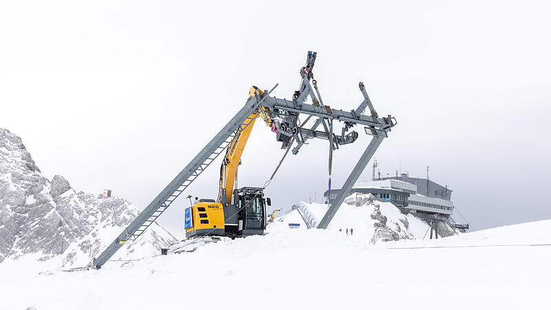 Terminus for skiing: lifts on the Dachstein glacier are being dismantled