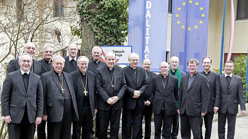 Vertrauensverlust und Personalwechsel überschatten Treffen der Bischöfe