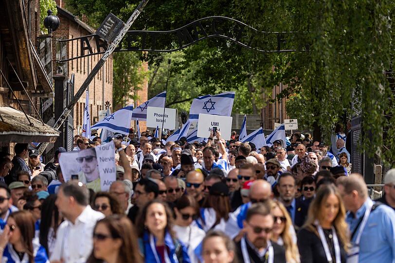 "Marsch der Lebenden" in Auschwitz