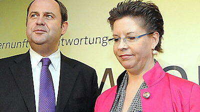 ÖVP-Obmann Pröll mit Christine Marek