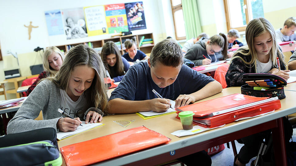 Österreichs Lehrer gehören im OECD-Vergleich zu den teuersten