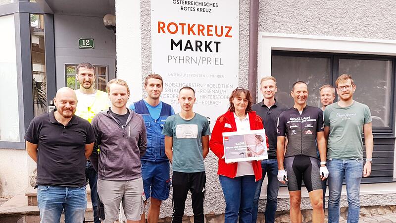 2000 euros for the Rotkreuz market in Windischgarsten