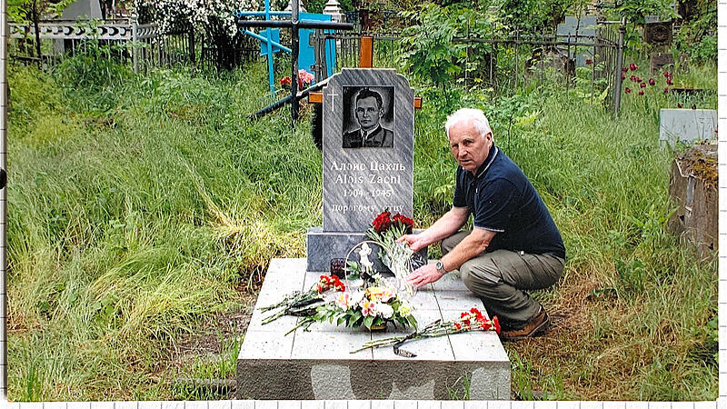 Wie ein Dachdecker aus dem Kremstal in Russland das Grab seines Vaters fand