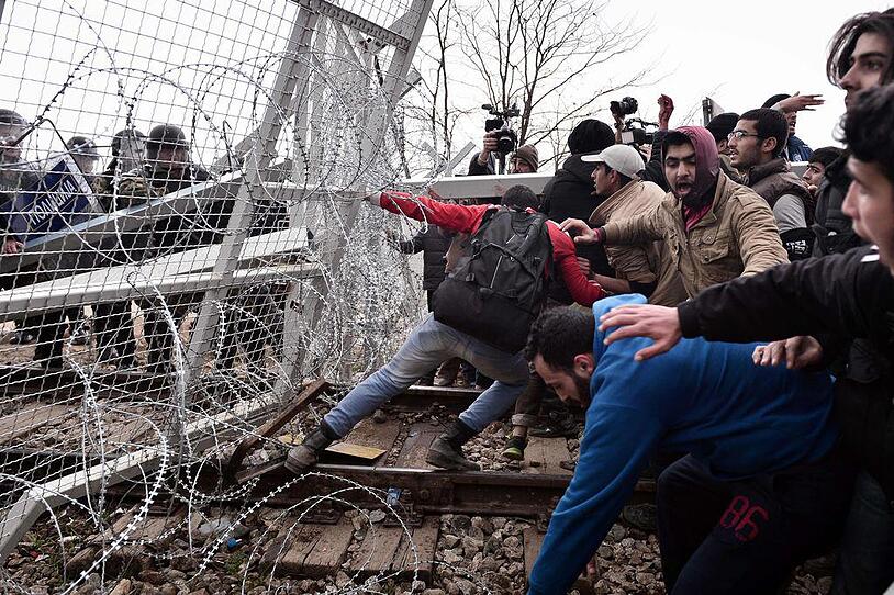 Situation an der Grenze zu Mazedonien eskaliert