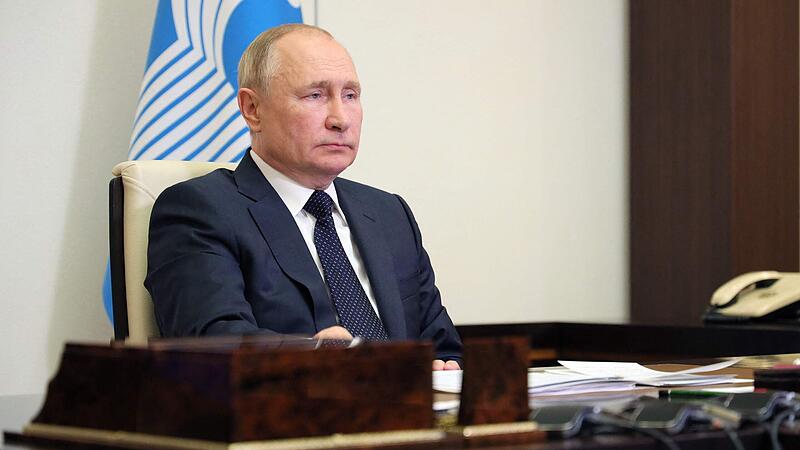 Wladimir Putin ordnet arbeitsfreie Tage an