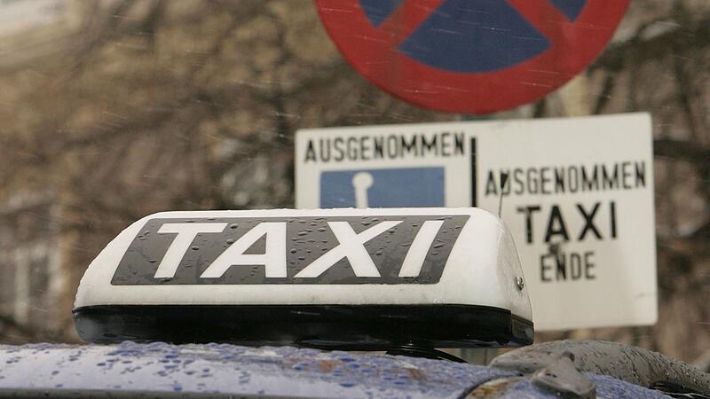 Taxi Amstetten ist pleite: Fahrer griffen in die Kasse