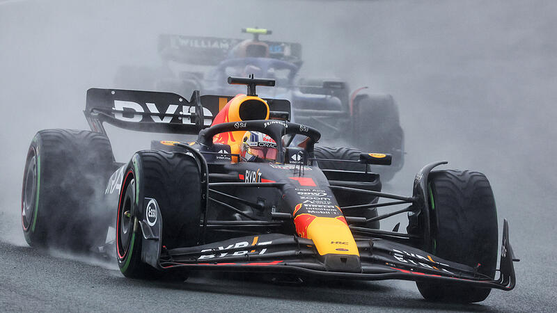 Verstappen celebrates record victory in the rain chaos at Zandvoort